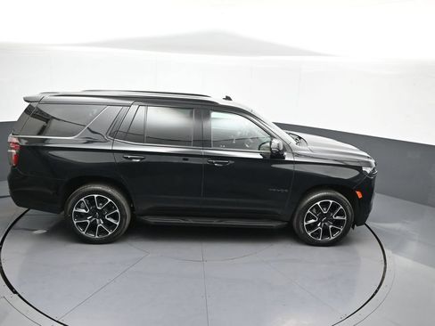 Used 2022 Chevrolet Tahoe RST w/ Luxury Package AWD/4WD image 40