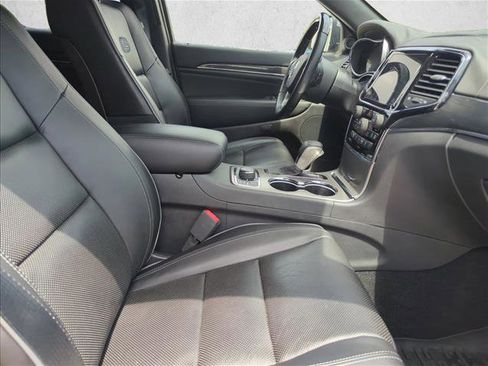 Used 2021 Jeep Grand Cherokee Overland image 26