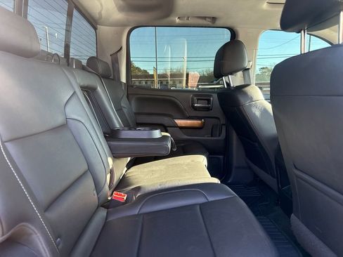 Used 2016 Chevrolet Silverado 1500 LTZ w/ LTZ Plus Package image 22