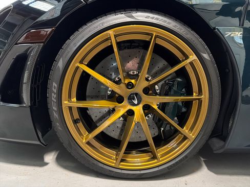 Used 2023 McLaren 720S Performance image 32