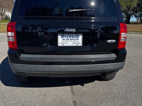 Used 2017 Jeep Patriot Latitude image 4