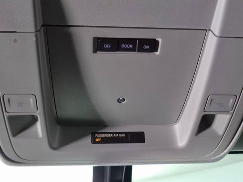 Used 2018 Chevrolet Silverado 1500 LT w/ All Star Edition image 20