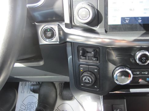 Used 2022 Ford F150 Lariat w/ Max Trailer Tow Package AWD/4WD image 20