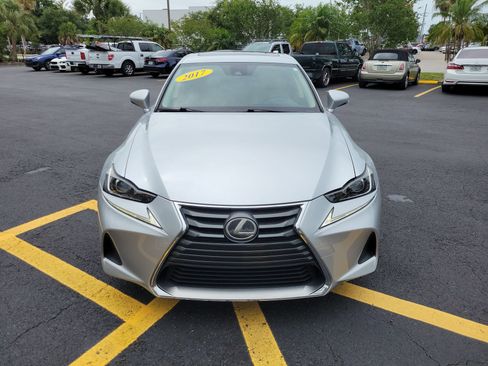 Used 2017 Lexus IS 200t RWD image 4