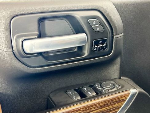 Used 2020 Chevrolet Silverado 3500 High Country w/ Z71 Off-Road Package image 12