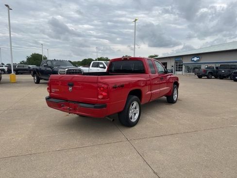 Used 2007 Dodge Dakota SLT w/ Sport Appearance Group AWD/4WD image 7