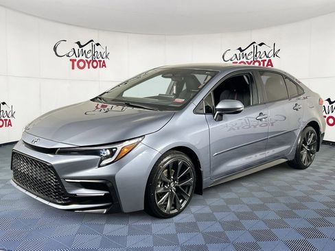 Used 2025 Toyota Corolla SE image 4