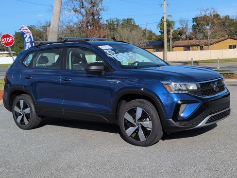 Used 2023 Volkswagen Taos S image 2