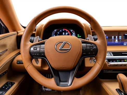 Used 2019 Lexus LC 500 Coupe w/ Sport Package image 4