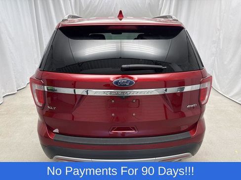 Certified 2017 Ford Explorer XLT w/ Equipment Group 202A AWD/4WD image 4