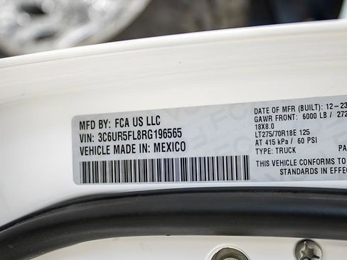 Used 2024 RAM 2500 Laramie AWD/4WD image 8