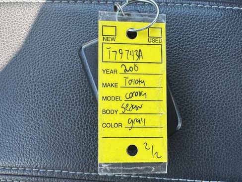 Used 2015 Toyota Corolla S Premium image 35