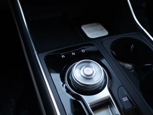 New 2026 Kia Carnival SX Prestige FWD image 9