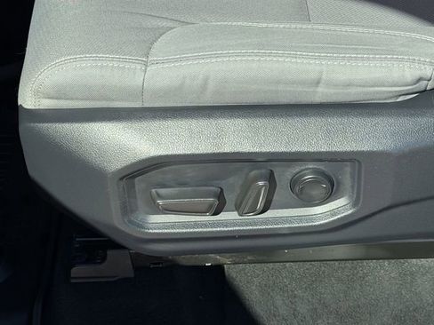 Certified 2025 Toyota Tundra SR5 AWD/4WD image 21