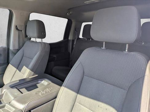 Used 2020 GMC Sierra 1500 4x4 Crew Cab w/ Sierra Value Package image 17