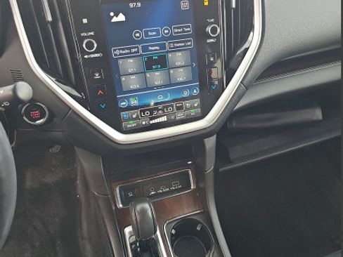 Used 2023 Subaru Ascent Touring AWD/4WD image 6