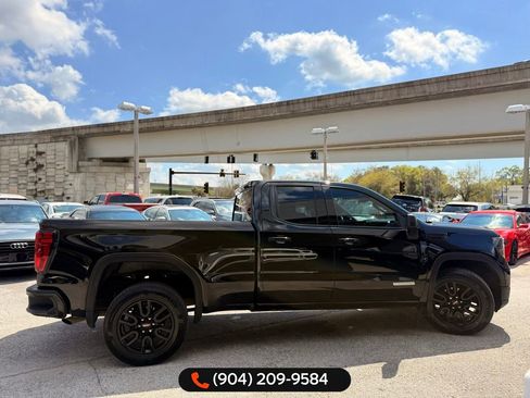 Used 2022 GMC Sierra 1500 Elevation image 9