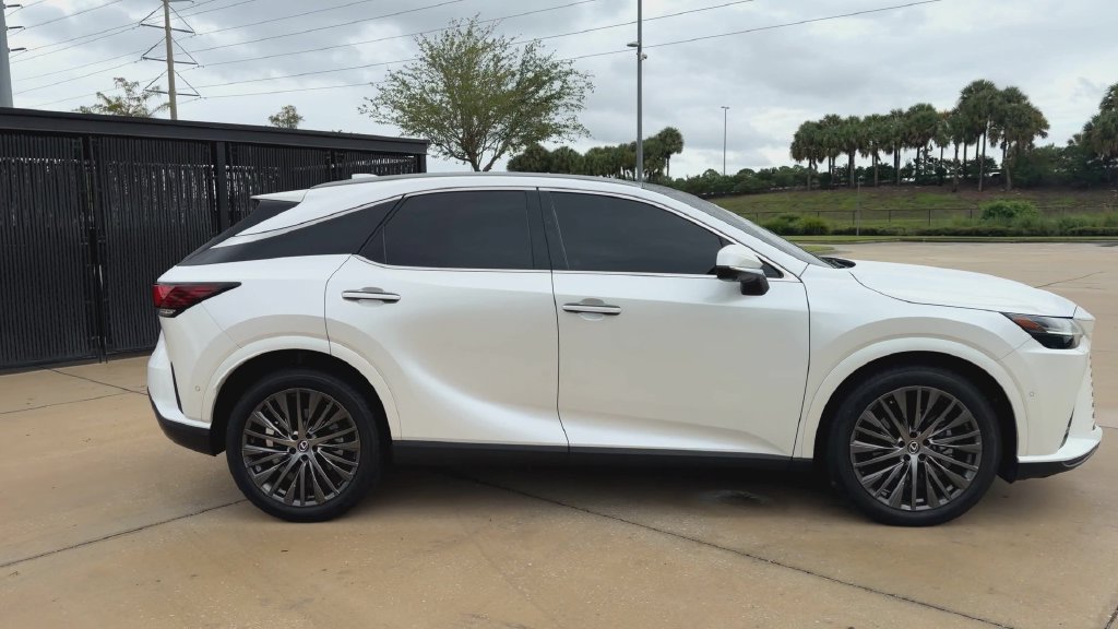 Certified 2023 Lexus RX 350 AWD w/ Cold Area Package image 9