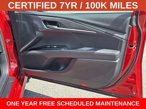 Used 2025 Toyota Camry LE FWD image 8