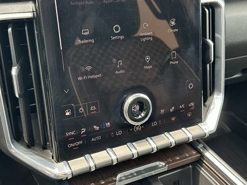 Used 2024 GMC Acadia Denali w/ LPO, Floor Liner Package AWD/4WD image 31