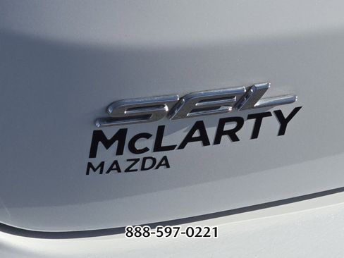 Used 2024 Ford Edge SEL w/ Convenience Package image 14