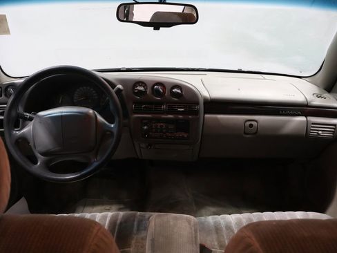 Used 2000 Chevrolet Lumina w/ Preferred Equipment Group image 13