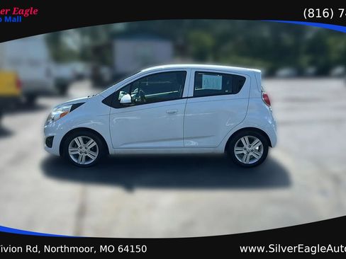 Used 2015 Chevrolet Spark LT FWD image 6