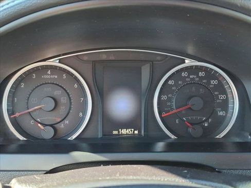 Used 2015 Toyota Camry SE w/ Moonroof Package FWD image 14