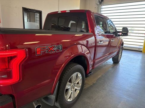 Used 2015 Ford F150 Platinum w/ Equipment Group 701A Luxury AWD/4WD image 3