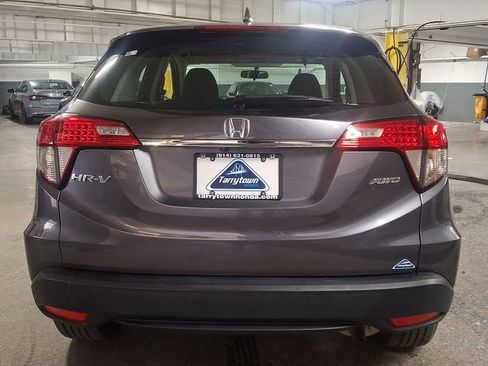 Used 2022 Honda HR-V LX image 5
