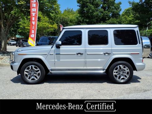 Used 2025 Mercedes-Benz G 550 image 3