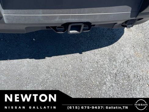 Used 2025 Nissan Pathfinder SV w/ SV Premium Package AWD/4WD image 7