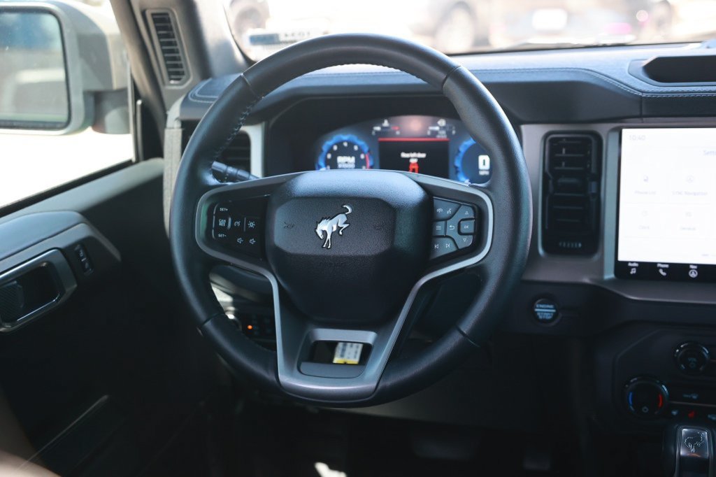 Used 2025 Ford Bronco Outer Banks AWD/4WD image 31