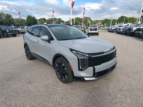New 2026 Kia Sportage SX FWD image 2