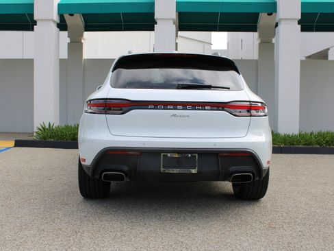 New 2026 Porsche Macan AWD/4WD image 6