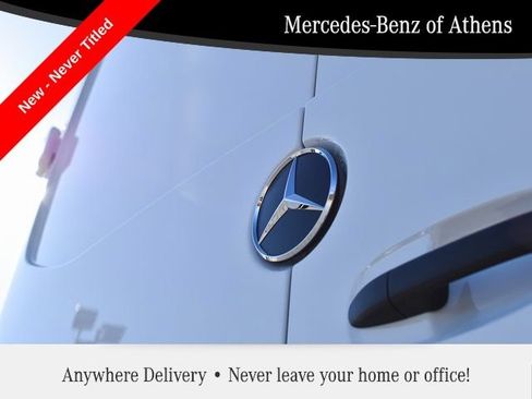 Used 2024 Mercedes-Benz Sprinter 2500 image 8