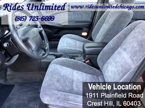 Used 1997 Nissan Maxima GXE image 13