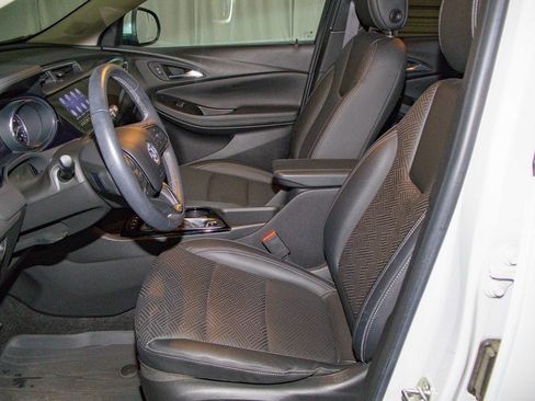 Certified 2023 Buick Encore GX Essence w/ Experience Buick Package image 12
