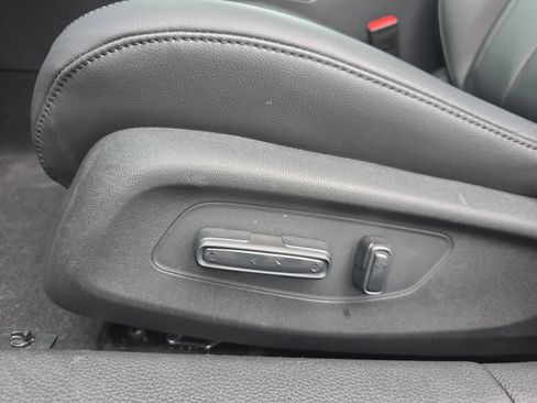 Certified 2024 Acura Integra FWD image 27