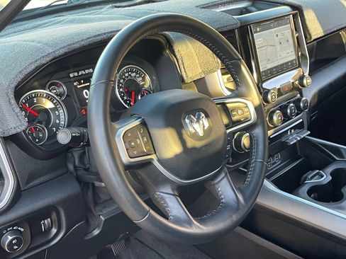 Used 2022 RAM 1500 Big Horn RWD image 9