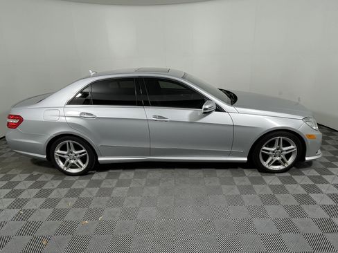 Used 2013 Mercedes-Benz E 350 4MATIC Sedan image 6