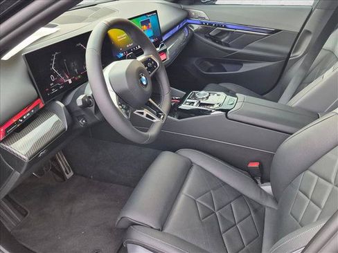Used 2026 BMW 540i xDrive w/ Executive Package AWD/4WD image 12