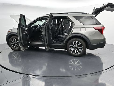 Used 2020 Ford Explorer ST w/ Premium Technology Package AWD/4WD image 36