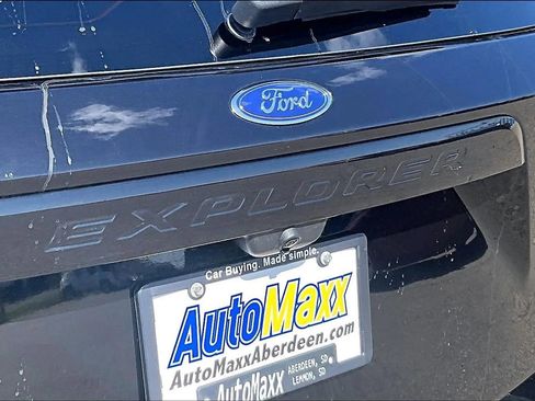 Used 2022 Ford Explorer ST-Line AWD/4WD image 30