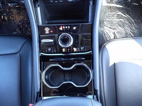 New 2023 Jeep Grand Cherokee 4WD 4xe image 13