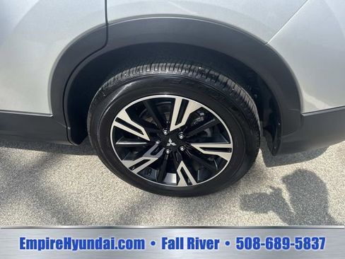 Used 2025 Mitsubishi Eclipse Cross SE AWD/4WD image 13