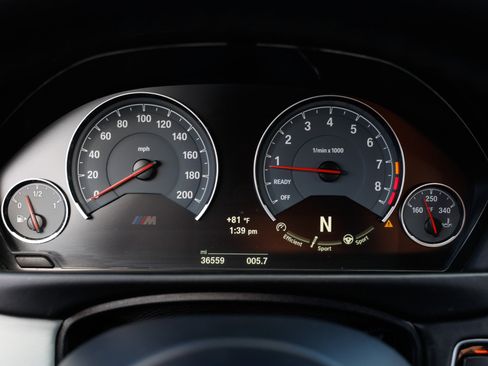 Used 2020 BMW M4 Coupe w/ Competition Package image 36