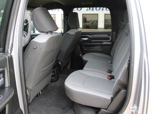 Used 2024 RAM 2500 Big Horn w/ Bed Utility Group image 10