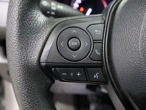 Used 2024 Toyota RAV4 LE image 32