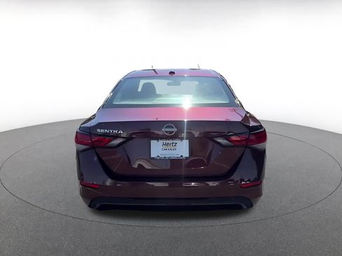 Used 2025 Nissan Sentra SV FWD image 9